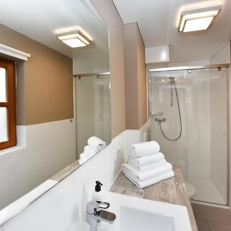 アパート Torghele